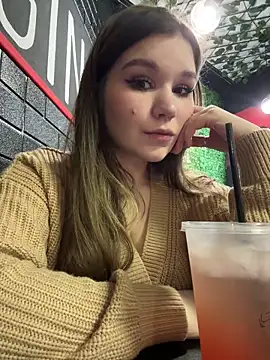 Snapshot of PumaShyXD chatting on 5, 3, 2026 PumaShyXD online show from 5, 3, 2026