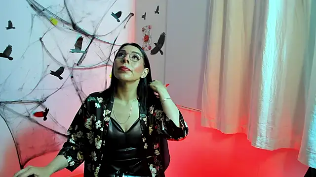 AdelleLennox cg online show from 5, 11, 2025