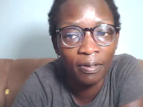 Snapshot of Sexy-BlackGold chatting on 13, 11, 2025 Sexy-BlackGold online show from 13, 11, 2025