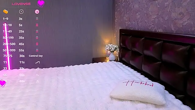 babyleilaa online show from 4, 10, 2025