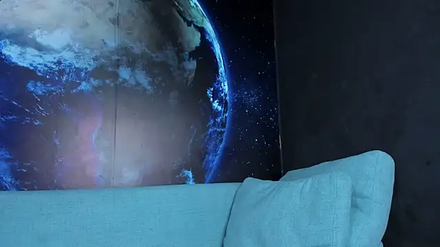 delessandro world online show from 12, 6, 2026
