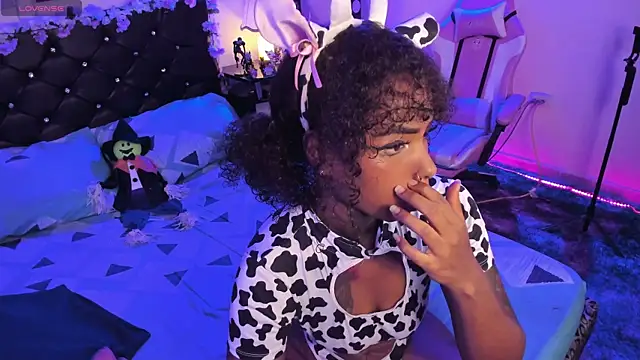 kary bunny3 online show from 6, 10, 2025