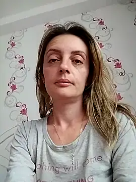 SophyGirl online show from 24, 3, 2026