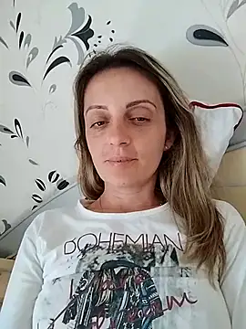 Snapshot of SophyGirl chatting on 10, 5, 2026 SophyGirl online show from 10, 5, 2026