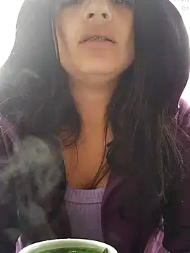 Snapshot of angelie_3 chatting on 21, 12, 2024 angelie 3 online show from 21, 12, 2024