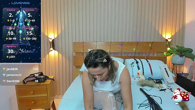 luciana ballesteros  online show from 29, 12, 2024