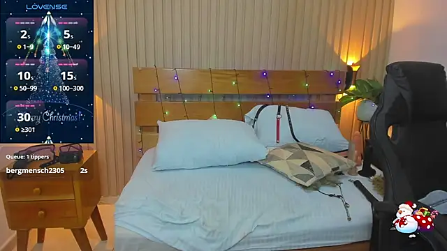 luciana ballesteros  online show from 30, 12, 2024