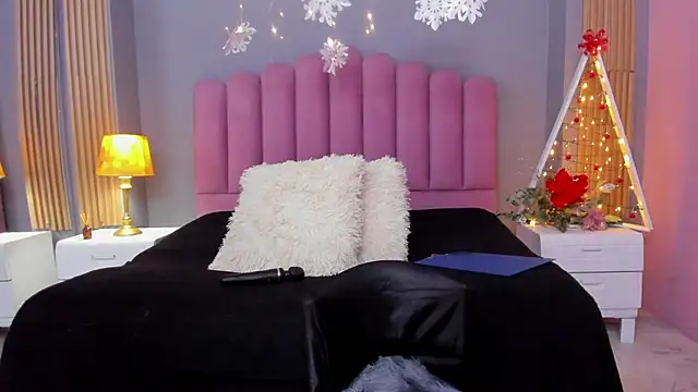 RamonaSimons online show from 20, 12, 2024