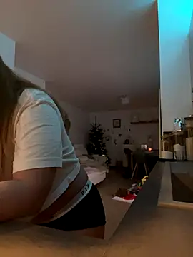 Snapshot of lyajoliee chatting on 6, 1, 2026 lyajoliee online show from 6, 1, 2026