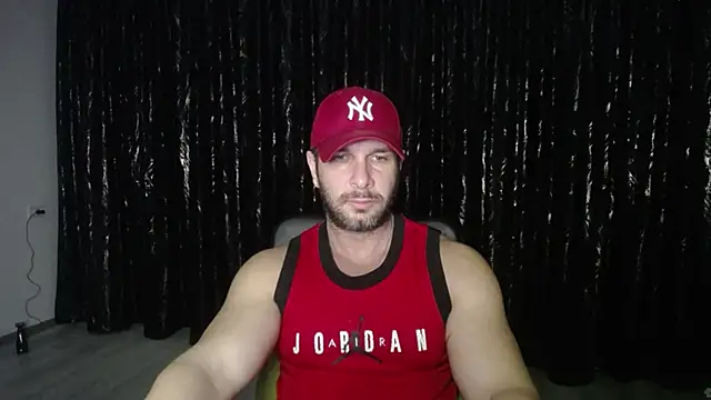 Snapshot of HotterLrgDom chatting on 22, 1, 2025 HotterLrgDom online show from 22, 1, 2025