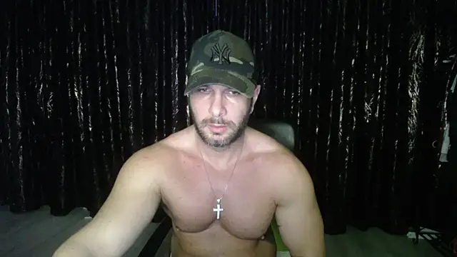 Snapshot of HotterLrgDom chatting on 23, 1, 2025 HotterLrgDom online show from 23, 1, 2025