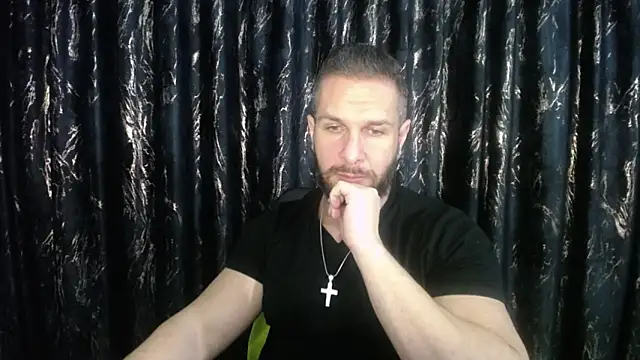 Snapshot of HotterLrgDom chatting on 3, 2, 2025 HotterLrgDom online show from 3, 2, 2025