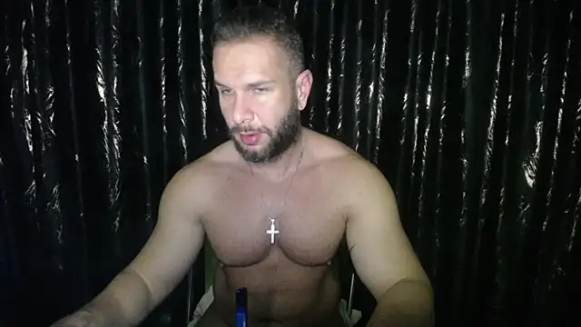 Snapshot of HotterLrgDom chatting on 4, 2, 2025 HotterLrgDom online show from 4, 2, 2025