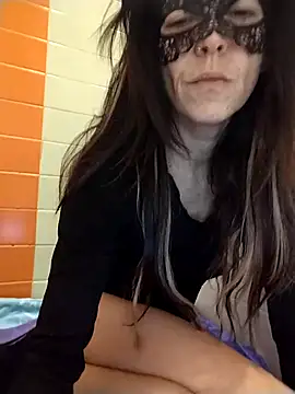 EmySkinny85 online show from 30, 12, 2024