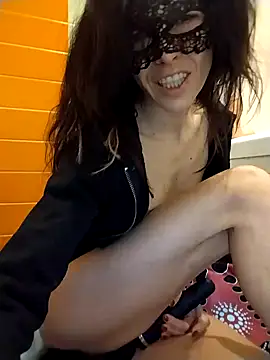 EmySkinny85 online show from 8, 1, 2025