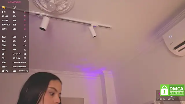 Snapshot of Aleejaa__ chatting on 3, 10, 2025 Aleejaa   online show from 3, 10, 2025