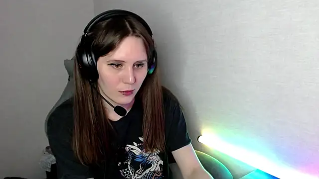 tracy cooper online show from 25, 1, 2025