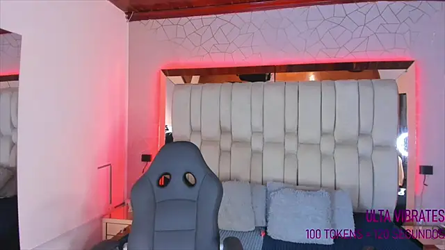 AngelineHeet online show from 18, 12, 2024