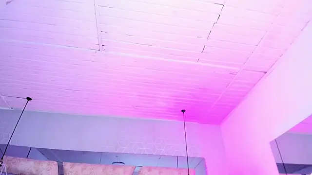 Snapshot of AngelineHeet chatting on 17, 12, 2025 AngelineHeet online show from 17, 12, 2025