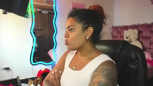 Snapshot of ladyrd1 chatting on 1, 3, 2026 ladyrd1 online show from 1, 3, 2026