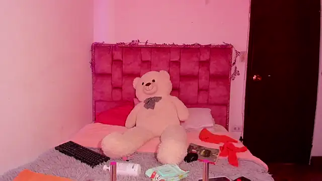 Snapshot of ladyrd1 chatting on 29, 3, 2026 ladyrd1 online show from 29, 3, 2026