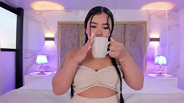 Snapshot of MarianaGarciaa__ chatting on 16, 9, 2025 MarianaGarciaa online show from 16, 9, 2025