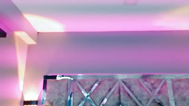 Snapshot of MarianaGarciaa__ chatting on 18, 10, 2025 MarianaGarciaa online show from 18, 10, 2025