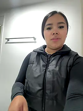 MarianaGarciaa   online show from 19, 12, 2025