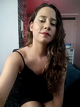 lovely kitt online show from 4, 3, 2025