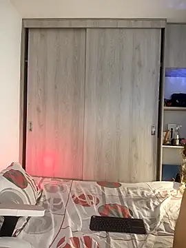 lovely kitt online show from 9, 3, 2025