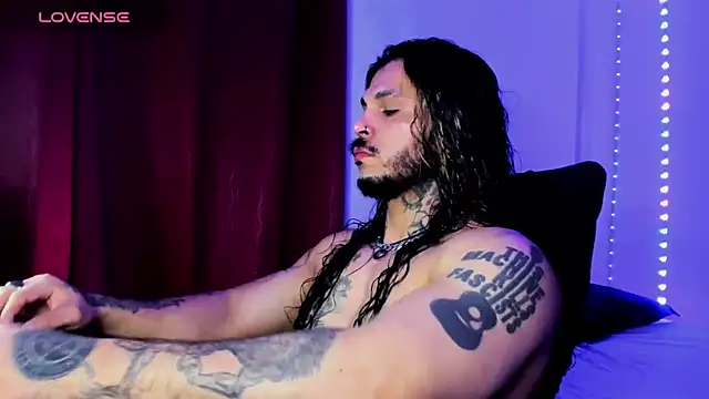 Snapshot of Van_Velckan chatting on 4, 10, 2025 Van Velckan online show from 4, 10, 2025