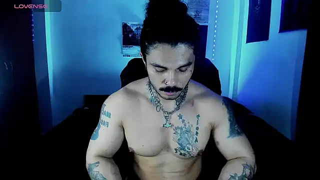 Snapshot of Van_Velckan chatting on 14, 12, 2025 Van Velckan online show from 14, 12, 2025