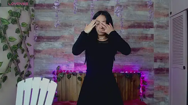 Snapshot of Lucy_joi chatting on 9, 12, 2024 Lucy joi online show from 9, 12, 2024