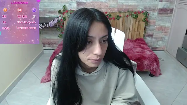 Snapshot of Lucy_joi chatting on 24, 12, 2024 Lucy joi online show from 24, 12, 2024