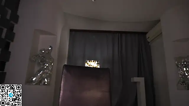 Snapshot of LoraAtcher chatting on 18, 2, 2025 LoraAtcher online show from 18, 2, 2025
