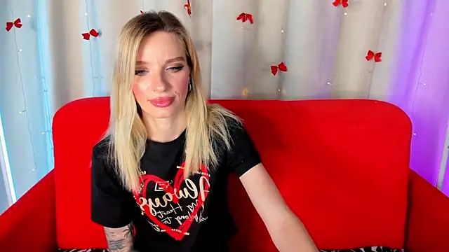 AlinaLovelyX online show from 22, 6, 2026