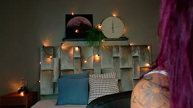 alaia-rogers online show from 20, 9, 2025