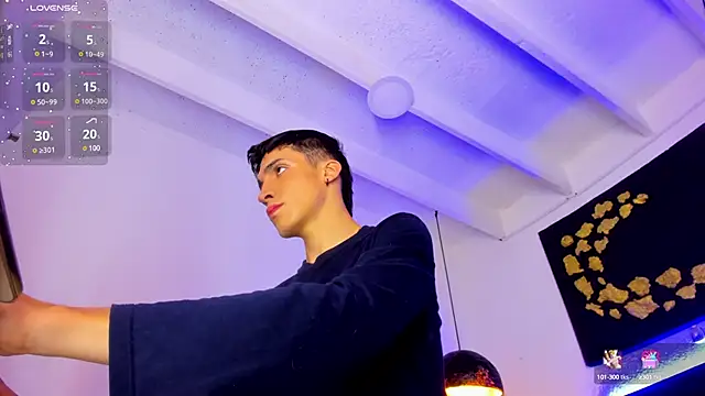 Snapshot of Angel_Snowhotxxx chatting on 9, 1, 2025 Angel Snowhotxxx online show from 9, 1, 2025