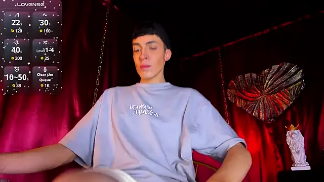 Snapshot of Angel_Snowhotxxx chatting on 12, 1, 2025 Angel Snowhotxxx online show from 12, 1, 2025