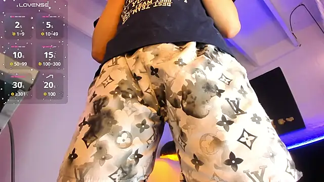 Snapshot of Angel_Snowhotxxx chatting on 22, 1, 2025 Angel Snowhotxxx online show from 22, 1, 2025