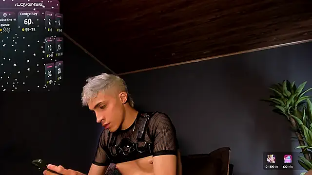 Snapshot of Angel_Snowhotxxx chatting on 22, 9, 2025 Angel Snowhotxxx online show from 22, 9, 2025