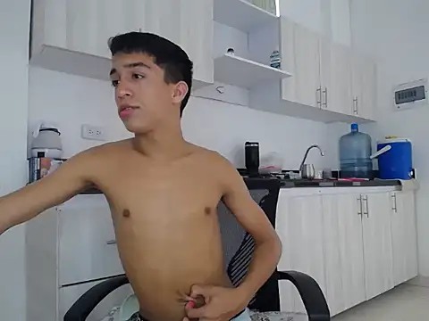 adams pervert love online show from 22, 2, 2025