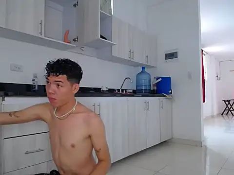 adams pervert love online show from 11, 3, 2025