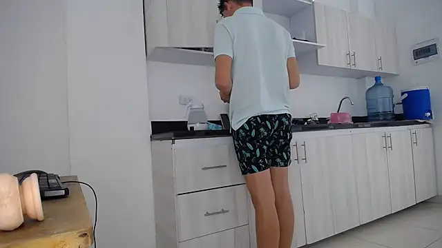adams pervert love online show from 17, 3, 2025