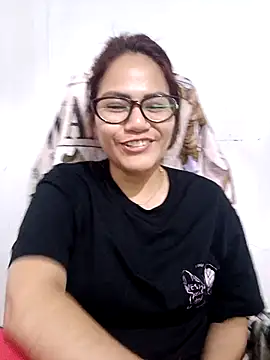 Snapshot of ZUCAAT chatting on 28, 10, 2025 ZUCAAT online show from 28, 10, 2025