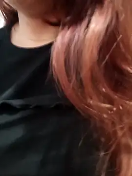 Snapshot of ZUCAAT chatting on 11, 11, 2025 ZUCAAT online show from 11, 11, 2025