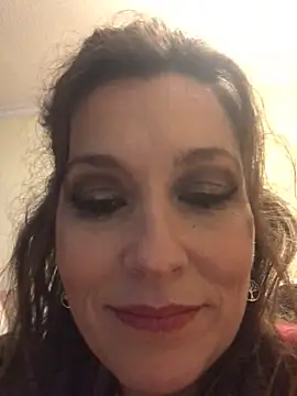 Snapshot of Lwhite1 chatting on 14, 12, 2024 Lwhite1 online show from 14, 12, 2024