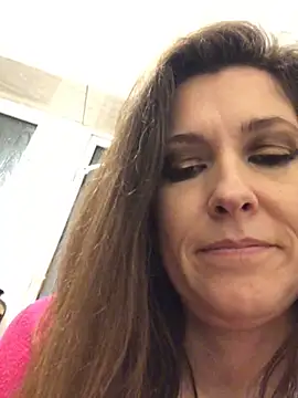 Snapshot of Lwhite1 chatting on 21, 12, 2024 Lwhite1 online show from 21, 12, 2024