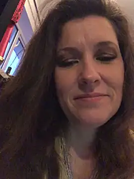 Snapshot of Lwhite1 chatting on 24, 12, 2024 Lwhite1 online show from 24, 12, 2024