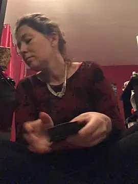 Snapshot of Lwhite1 chatting on 28, 12, 2024 Lwhite1 online show from 28, 12, 2024